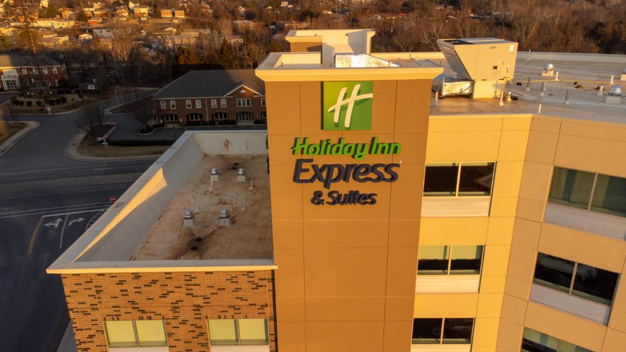 Holiday Inn Express & Suites Charlottesville By Ihg Экстерьер фото
